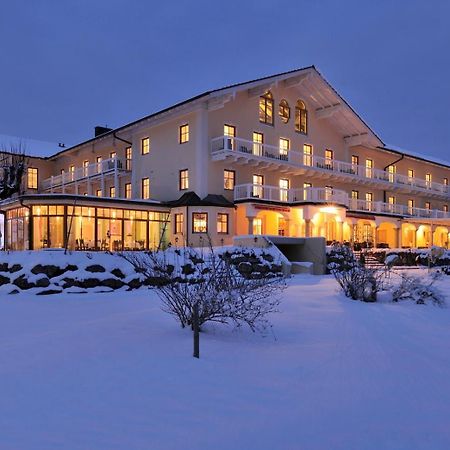 Wellness Natur Resort Gut Edermann Тайзендорф Экстерьер фото